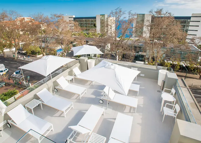 Turisticos Paraiso Funchal (Madeira)