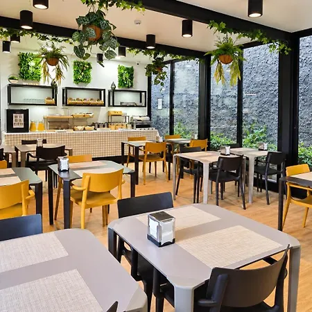 Turisticos Paraiso Aparthotel Funchal (Madeira)