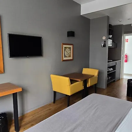 아파르타멘토 투리스티코스 파라이소 3*